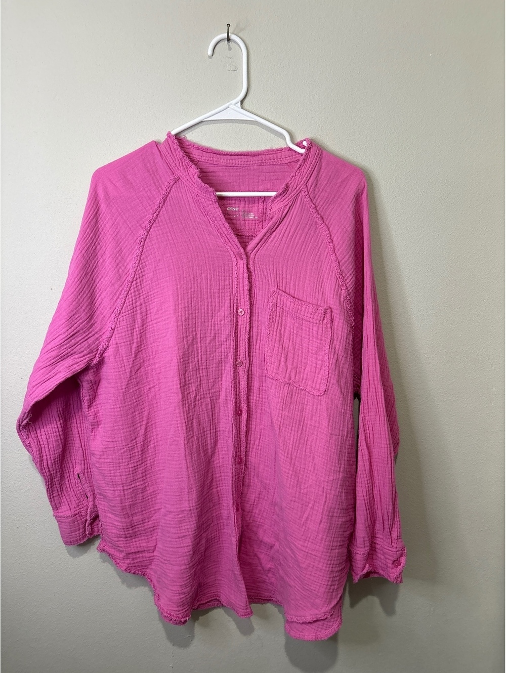 Aerie Pink Long Sleeve Button-Up Shirt Size Medium